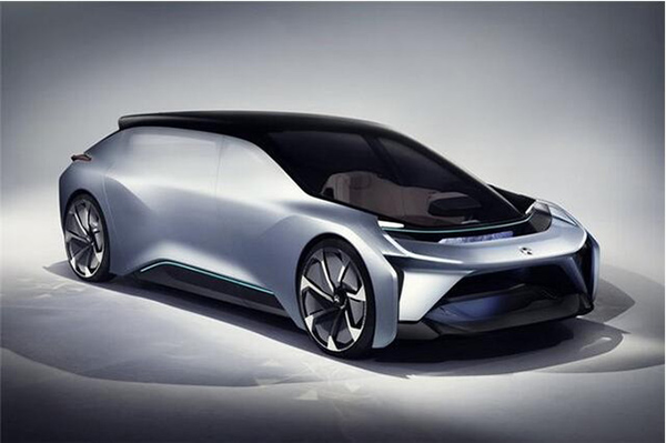  比起昂貴的電動跑車 人工智能概念車更實(shí)際