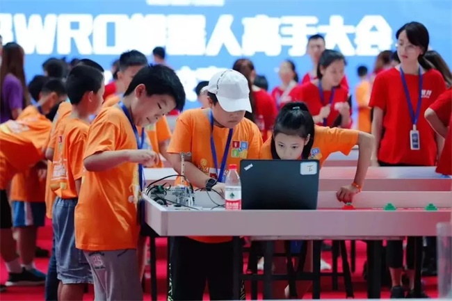 又一“飯碗”被搶！如何應對人工智能時代的大變革？