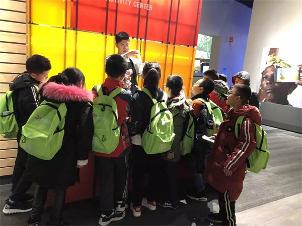 在世界頂級(jí)名校斯坦福大學(xué)學(xué)編程，讓孩子走在國際教育的前沿