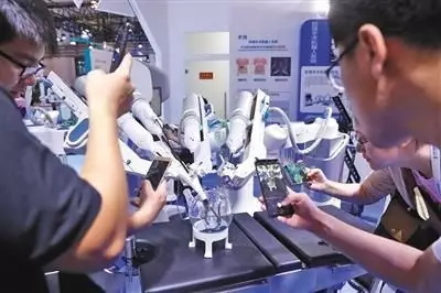 2019世界機(jī)器人大會隆重開幕，智能機(jī)器人教育成亮點(diǎn)！