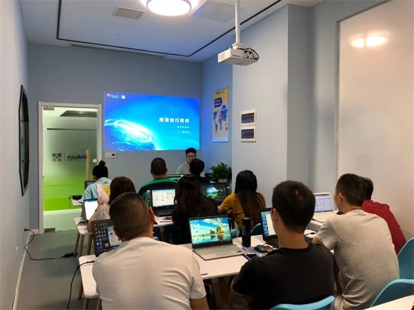 公益助學 | 童程童美發揮編程教學優勢，推動中國教育資源均衡發展 