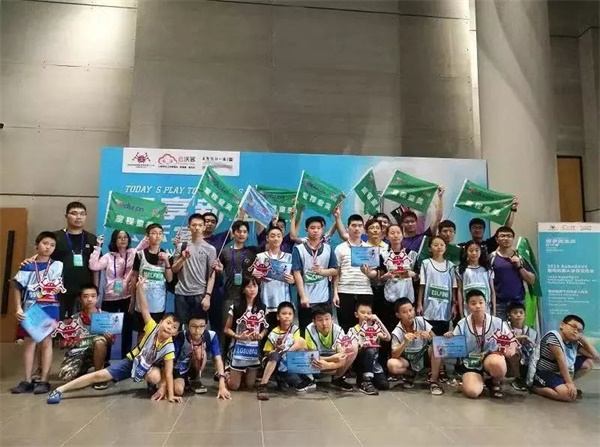 童程童美學(xué)員再登CCTV，變身央視小記者直擊RoboRAVE世界總決賽！ 