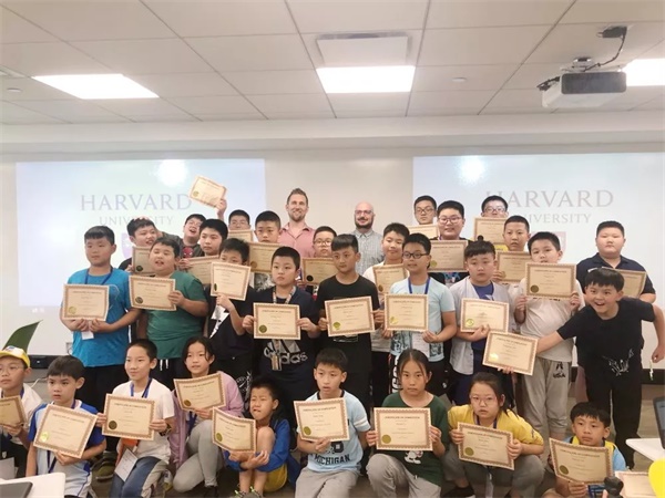 走出國門，擁抱未來！童程童美2020年寒假國際高端編程研學(xué)營(yíng)報(bào)名開啟！